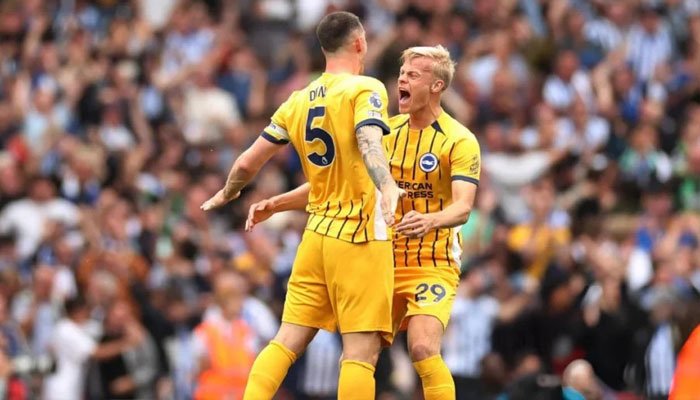 Phong độ và sức mạnh của Brighton và Ipswich