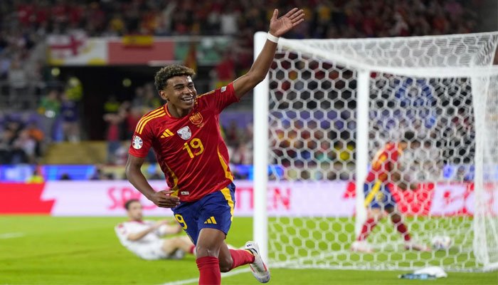 Sức mạnh và phong độ Tây Ban Nha vs Serbia