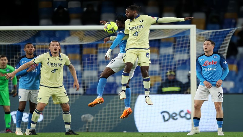 Sức mạnh và phong độ Napoli vs Verona