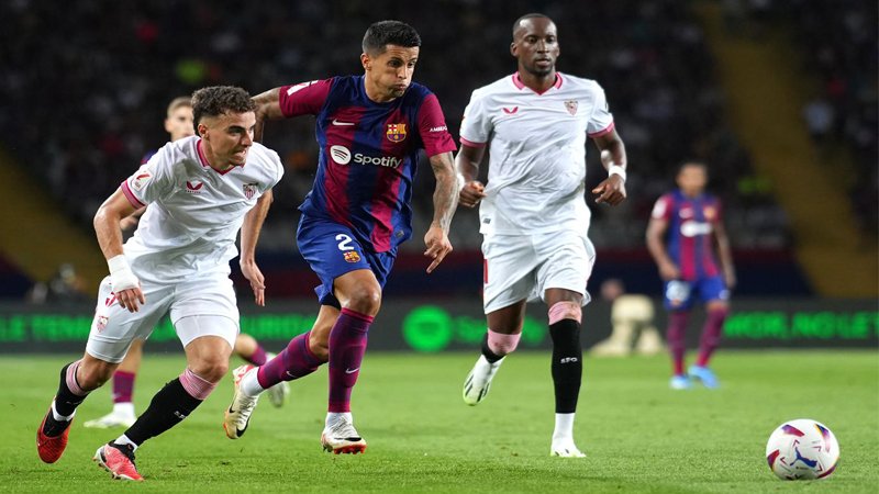 Sức mạnh và phong độ Sevilla vs Barcelona