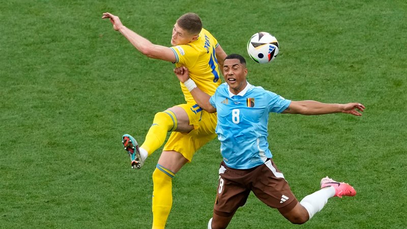 Sức mạnh và phong độ Bỉ vs Ukraine