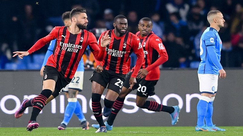 Sức mạnh và phong độ Napoli vs AC Milan